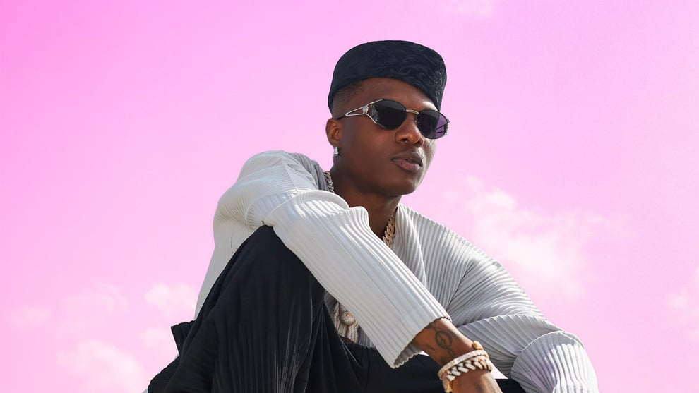Singer Wizkid Dragged By Critic Over Smoking Habit