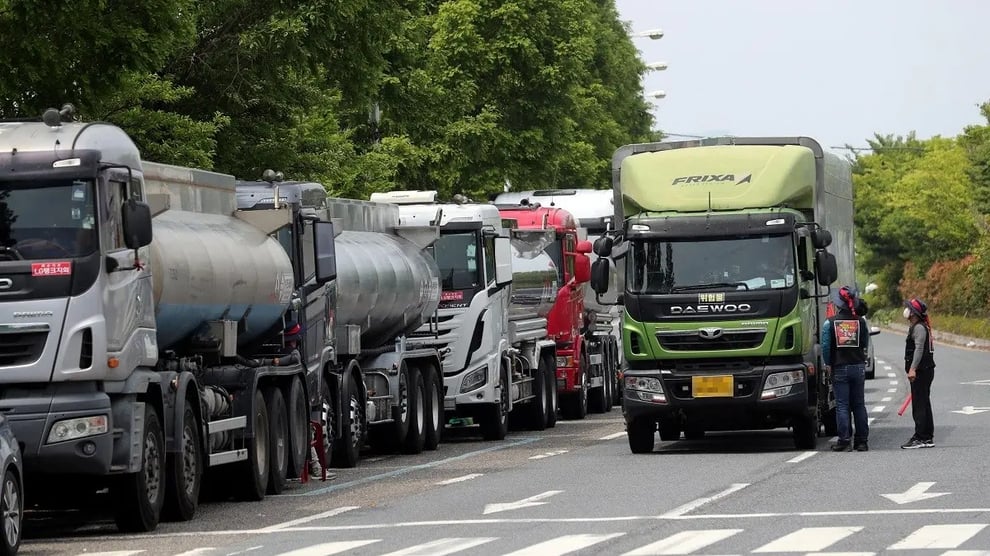 South Korea Truckers Set To Strike