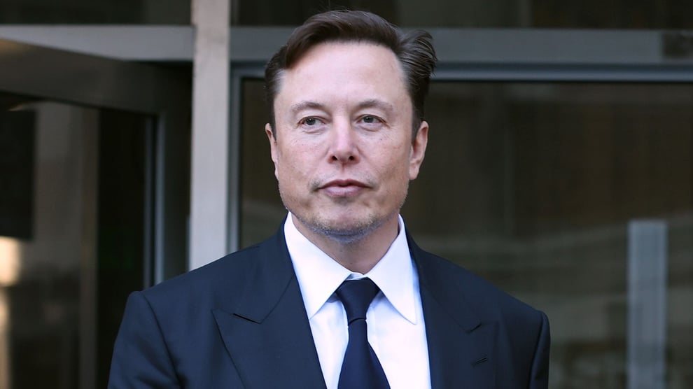 How Elon Musk May Become New Owner Of Manchester United