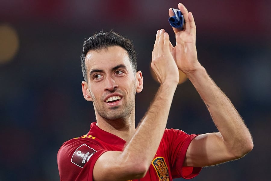 Busquets Announces Retirement From International Football At