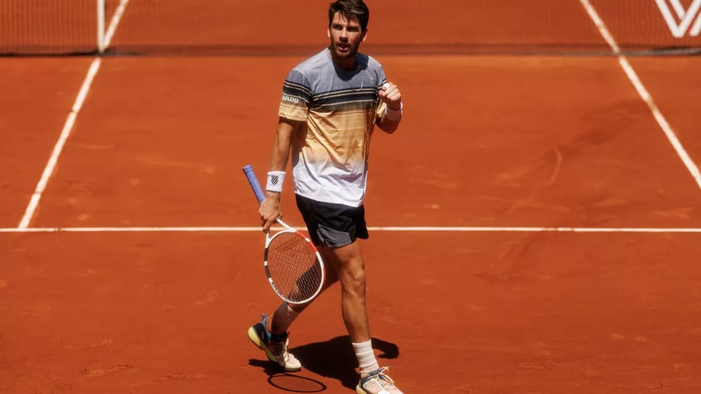 Norrie Battles Back To Move Into Second Round At Roland Garr