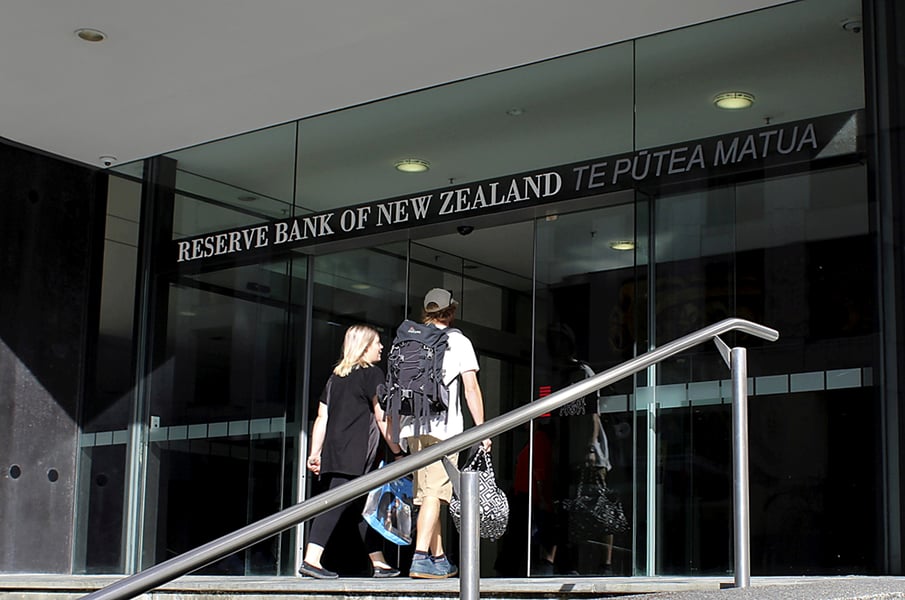 New Zealand’s Central Bank Lifts Interest Rate