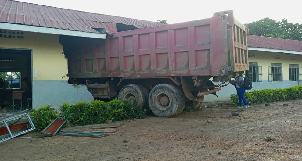 Truck Crashes Into Classroom Block, Leaves Four Dead, 20 Inj