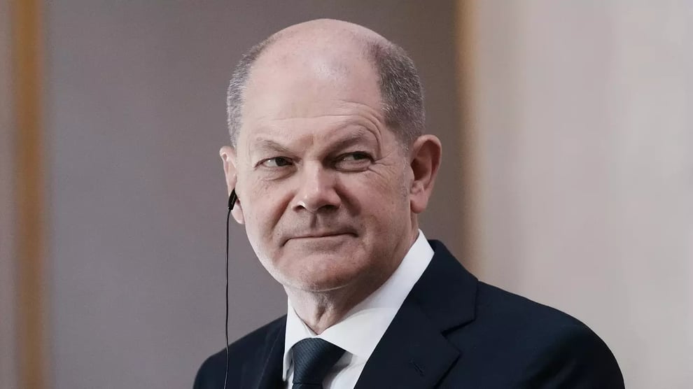 Pressure Mounts On German Chancellor Scholz Over Tax Scam