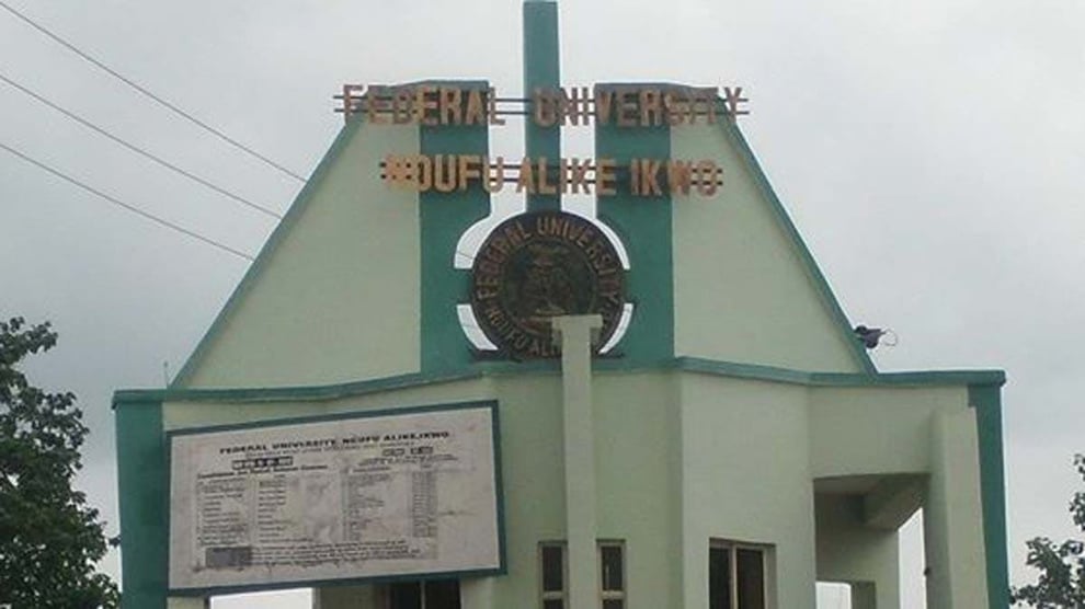 Fashola Commissions Reconstruction Project In Ebonyi Varsity