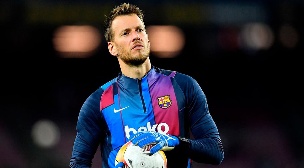 Goalie Neto Joins Newbie Bournemouth As Barca Continue Wage 