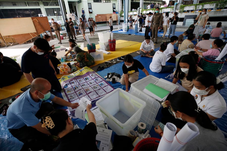 Thai Voters Demand Change Amid General Elections