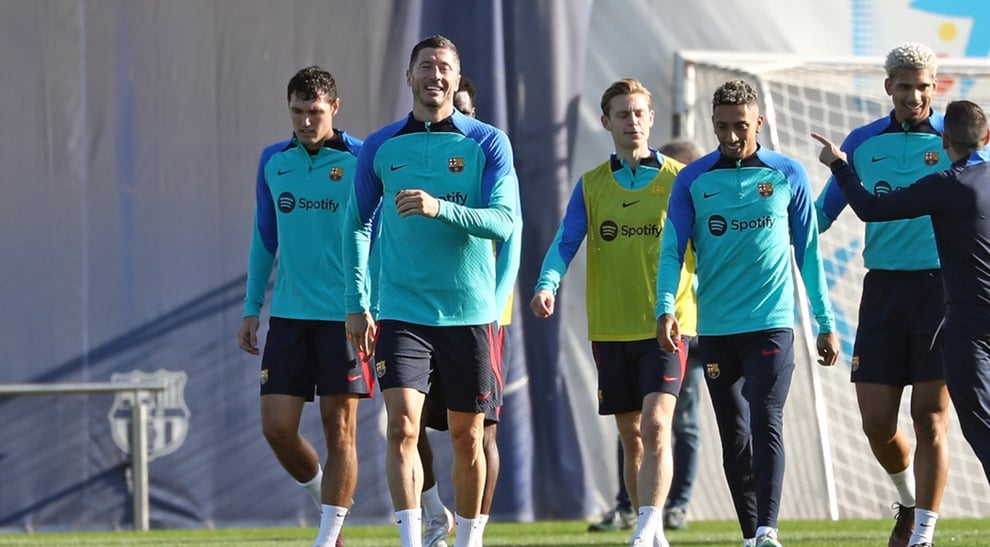 La Liga: Lewandowski Cleared To Play For Barca Against Espan