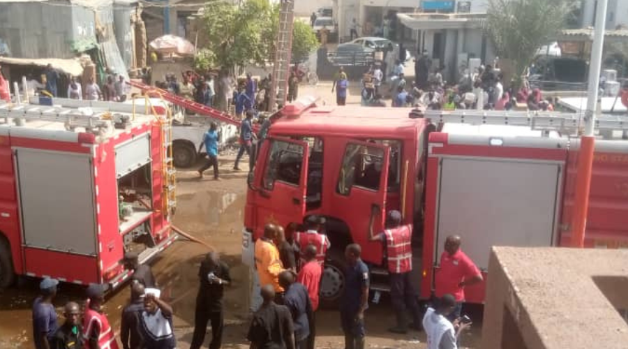 Mob In Onitsha Attacks Fire Fighters Over Late Arrival