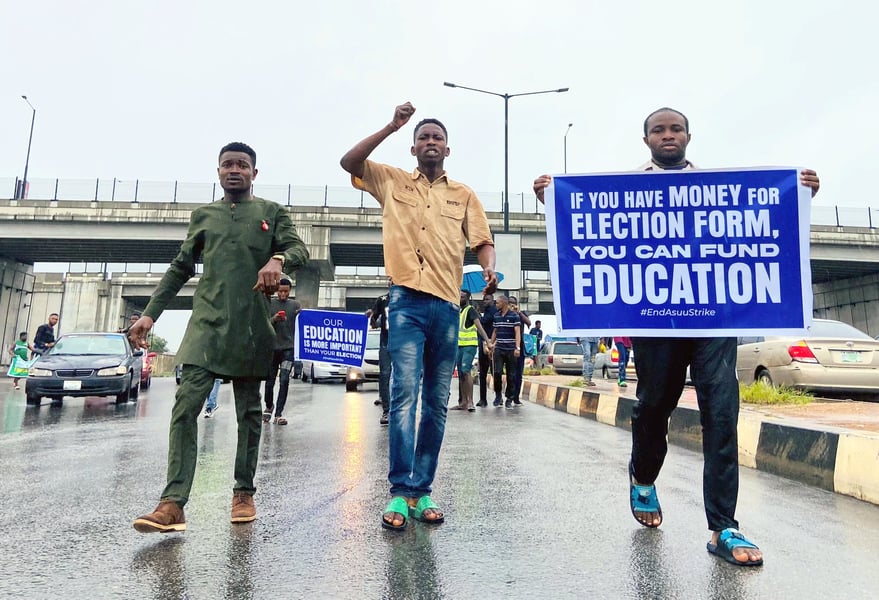 VIDEO: Students Protest ASUU Strike In Lagos Airport Amid He