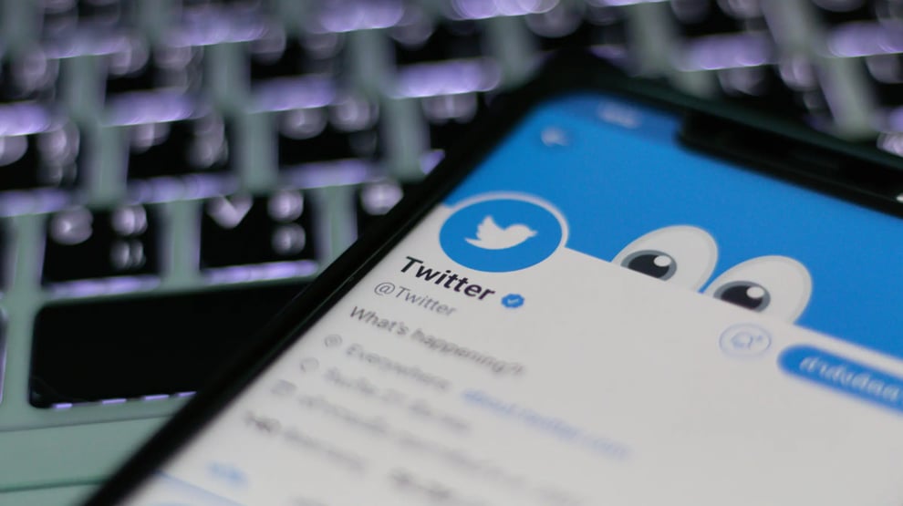 Social Media Platform Twitter Hijacked, Email Addresses Stol