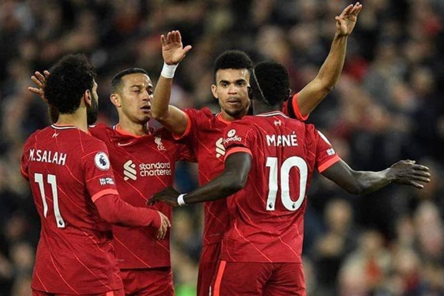 EPL: Liverpool Rip Man Utd Apart In 4-0 Win At Anfield