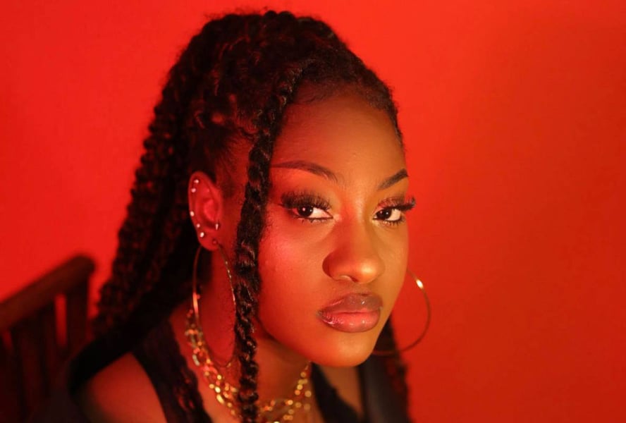Tems Becomes First Female Nigerian Artist To Hit Number One 