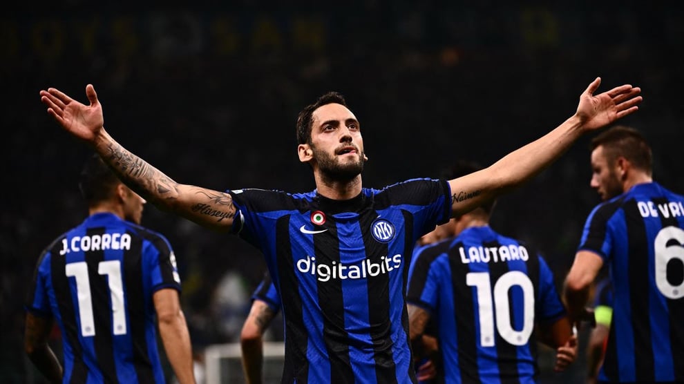 UCL: Calhanoglu Fires Inter Milan Past Barca Into Second On 