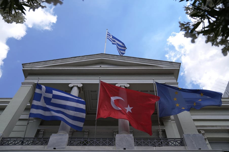 Greek Expert: Greece Should Seek Better Ties With Turkey