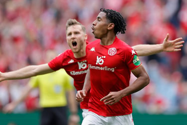 Bundesliga: Mainz Stun Bayern As Dortmund Set To Overtake In