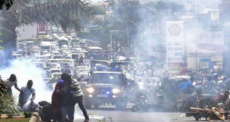 Uganda: Police Fires Tear Gas, Disrupts Main Opposition Lead