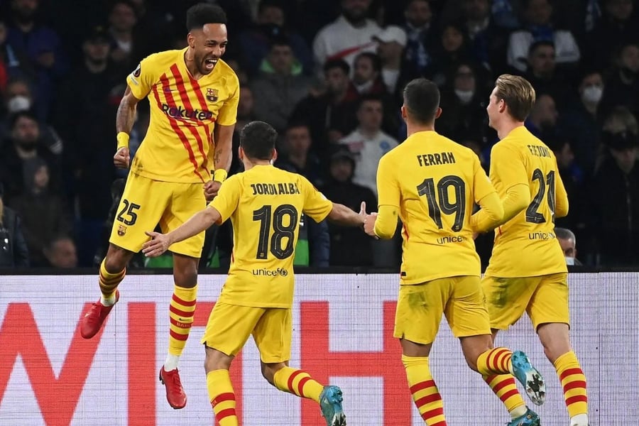 Europa League: Barca Cruise Past Napoli Into Last 16