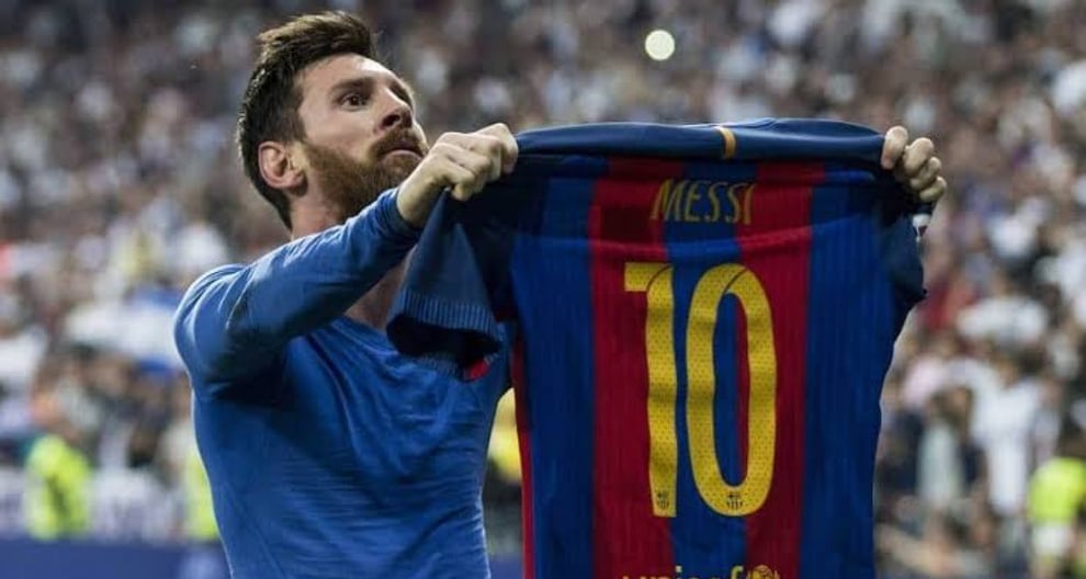 Ten Greatest Football Players Who Have Worn The Number 10 Je