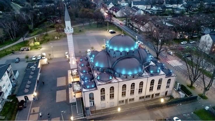 German Mosque Targeted In Shooting Attack