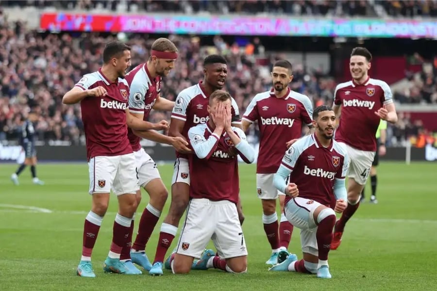 EPL: West Ham End Aston Villa's Unbeaten Run To Brace For Se