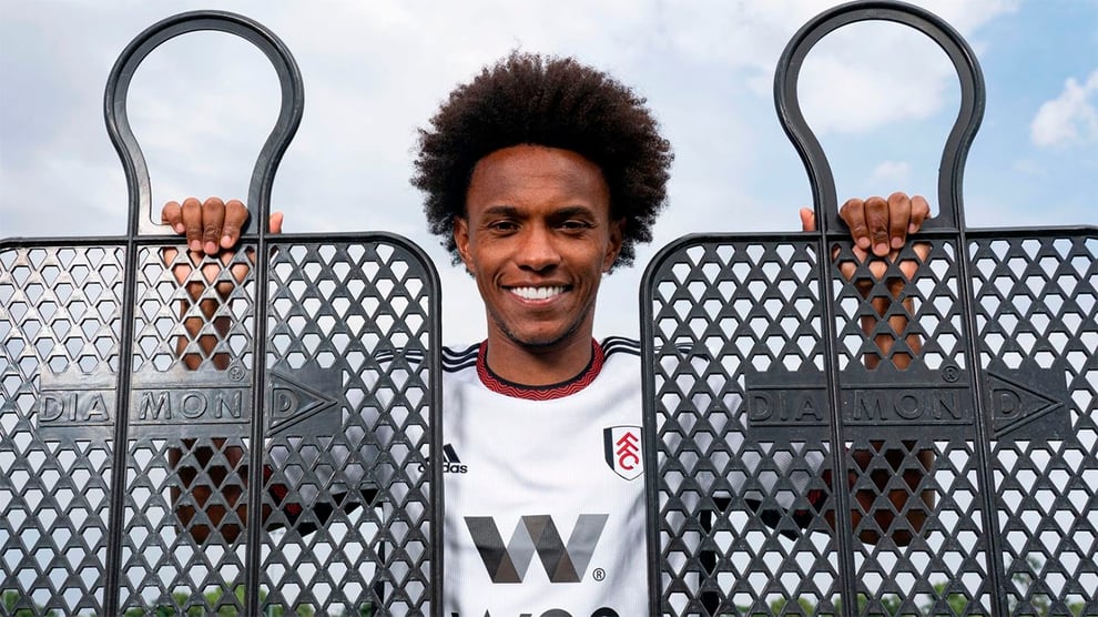 Former Chelsea Star Willian Completes Fulham Move