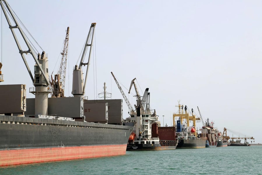 Yemen Seizes UAE Vessel Transporting Military Medical Suppli