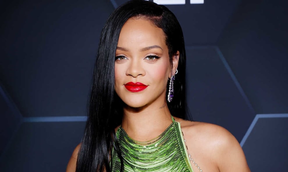 Singer Rihanna Finally Reveals Son's Face [Video, Photos]