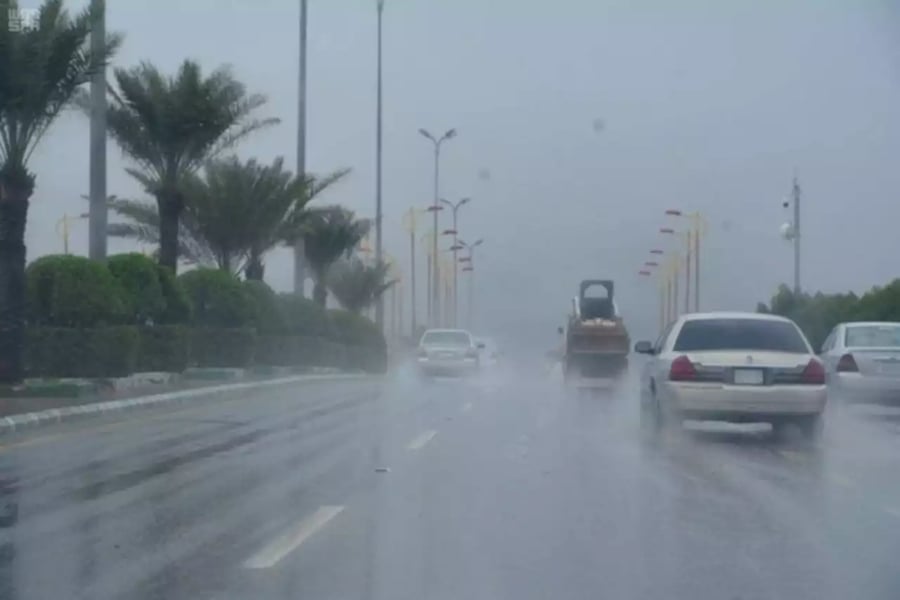 Saudi Closes Schools, Delays Flights Over Heavy Rains