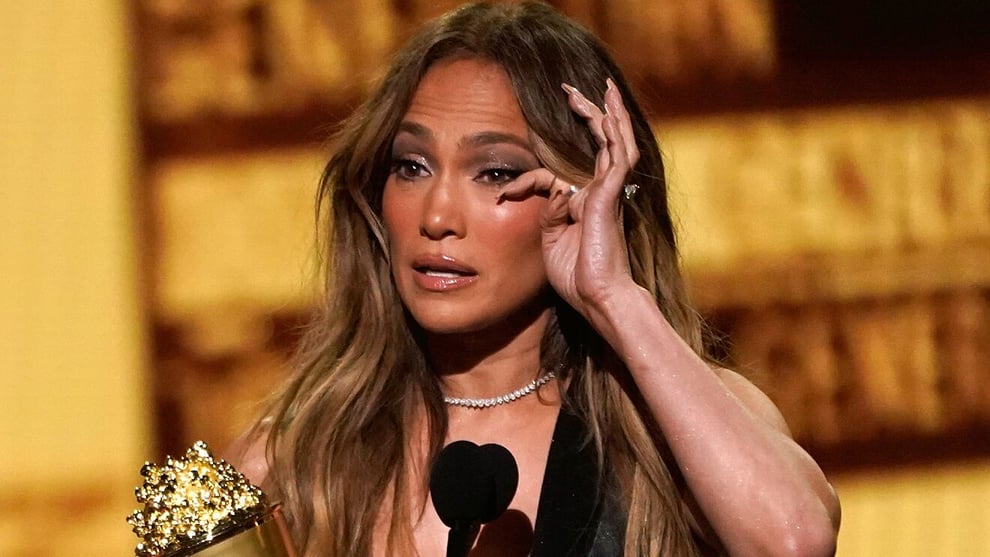 Jennifer Lopez Admits 'Losing Herself' After Divorce From Ma