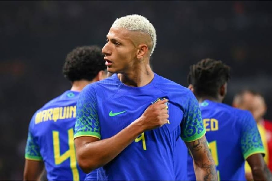 Brazil Thrash Tunisia 5-1 As Banana Thrown At Richarlison