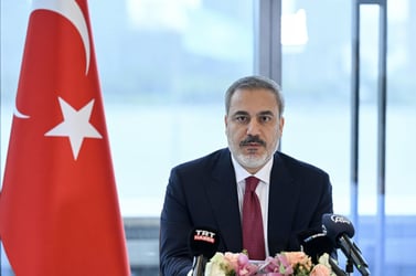 Turkish Foreign Minister Advocates Armenia’s Stability In 