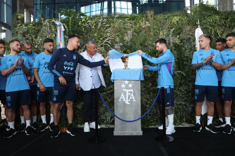 Argentina FA Renames Team Facility To Messi's Name