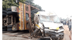 Nasarawa: Road Blocked As Trailer, Bus Collide In Akwanga