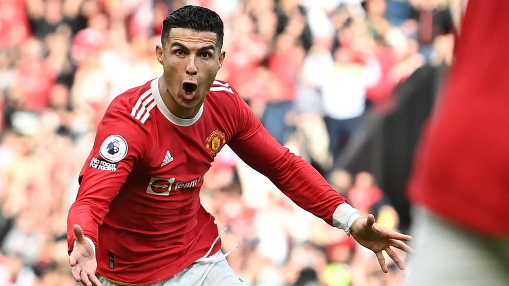 EPL: Ronaldo's Hattrick Spurs Man Utd Past Lowly Norwich To 