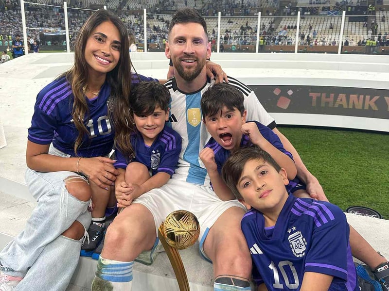 Messi Shares Lovely Photos Of Family's Winter Vacation
