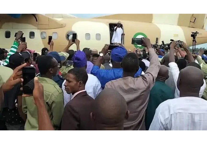 Jubilation As First Aircraft Lands In Ekiti Airport 