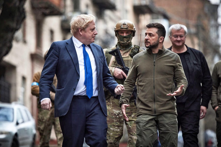 UK Ex PM Johnson Visits Kyiv, Pledges To Support Ukraine