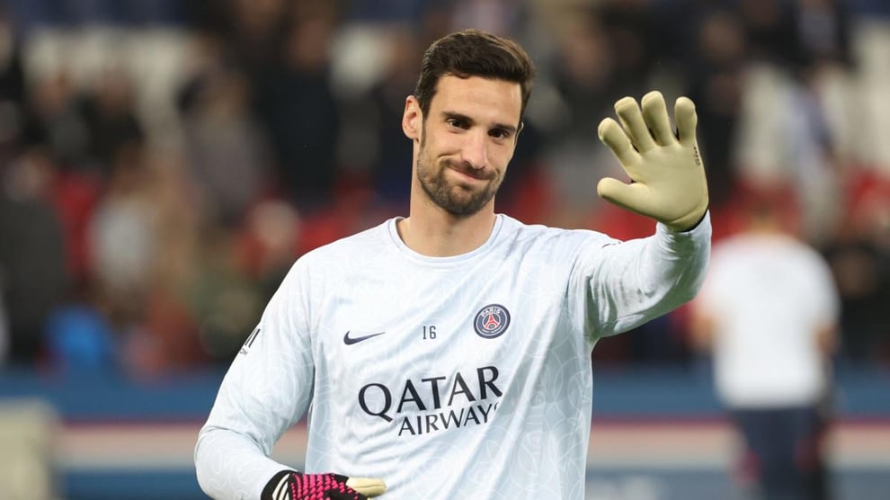 Sergio Rico: PSG Goalkeeper Out Of Hospital After Coma