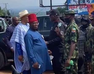 Anambra Election: Soldiers Block APGA's Victor Umeh From Ihi