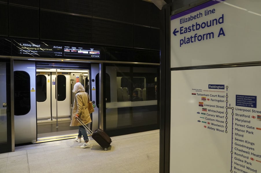 London’s Elizabeth Line Rail Link Finally Opens