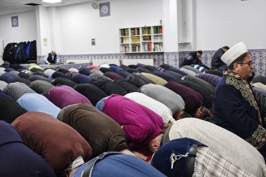 Racism: Attackers Vandalize Mosque In Germany