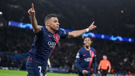 Kylian Mbappe inspires Paris Saint Germain's win over Real S
