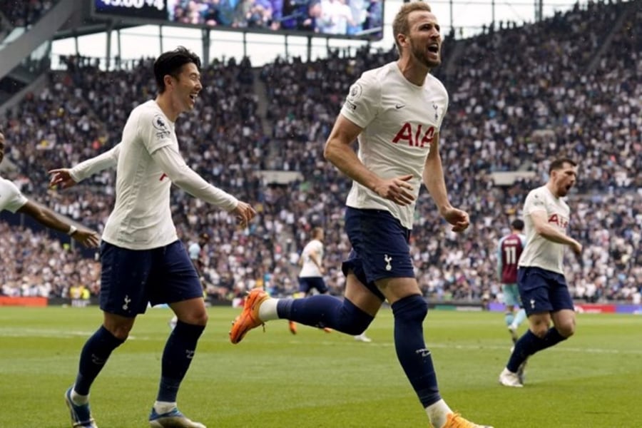 EPL: Kane's Spot-Kick Edges Tottenham Past Burnley, Moves In