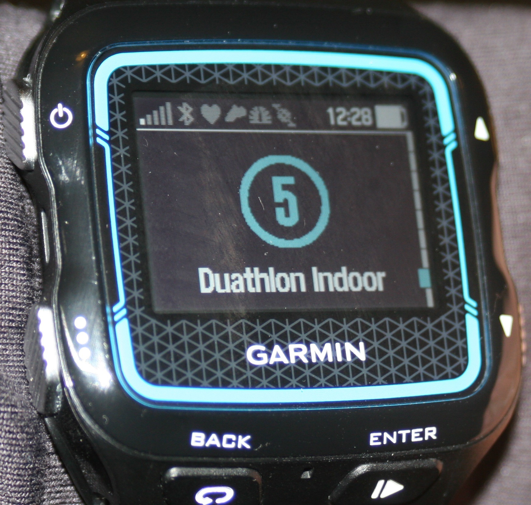 Garmin　920XTJ Forerunner 920XT | Garmin