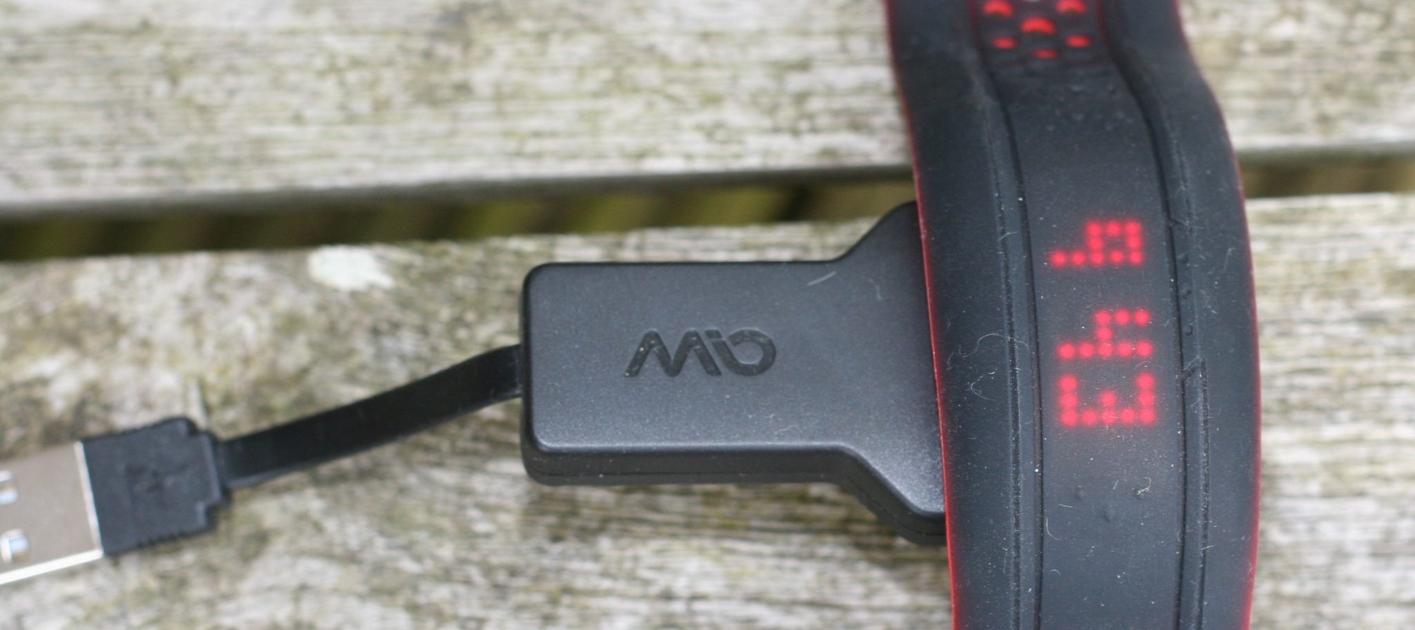 MIO Fuse Review - Charger & Time
