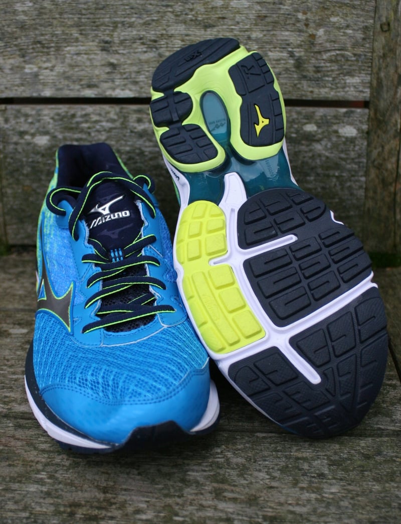 Mizuno Waverider 19