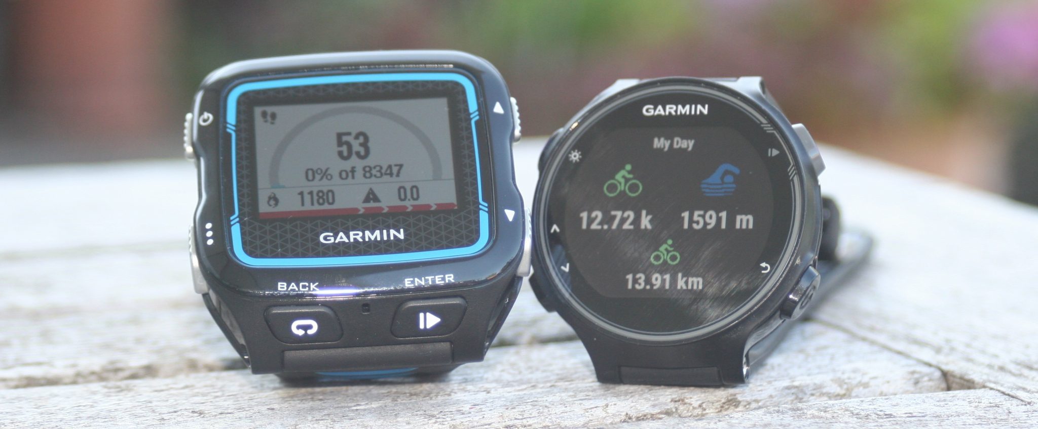 Garmin Forerunner 920XT Review vs Garmin Forerunner 735XT Review Comparison