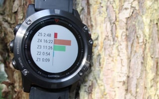Garmin Fenix 5X 5 5S Forerunner 935 Review