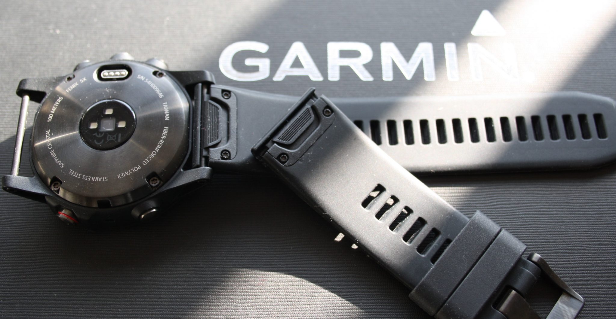 Garmin Fenix 5X 5 5S Forerunner 935 Review